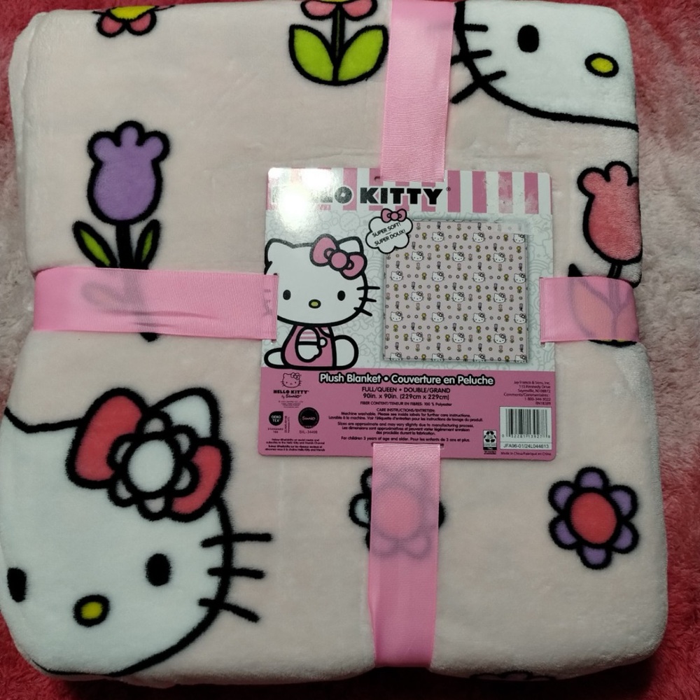 Hello Kitty Floral Blanket - Pink, White, and Black